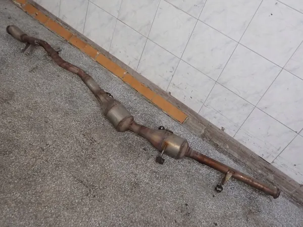 DPF-suodatin OEM 82504720 Renault Trafic III:lle image 5