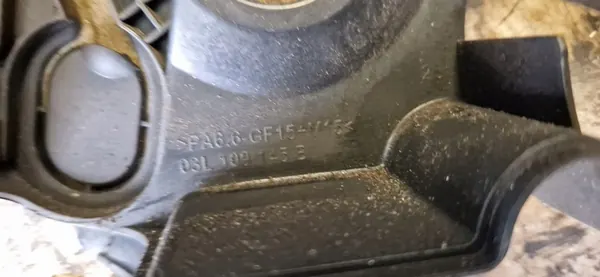 Volkswagen OE 03L109145B kamremskåpa image 4