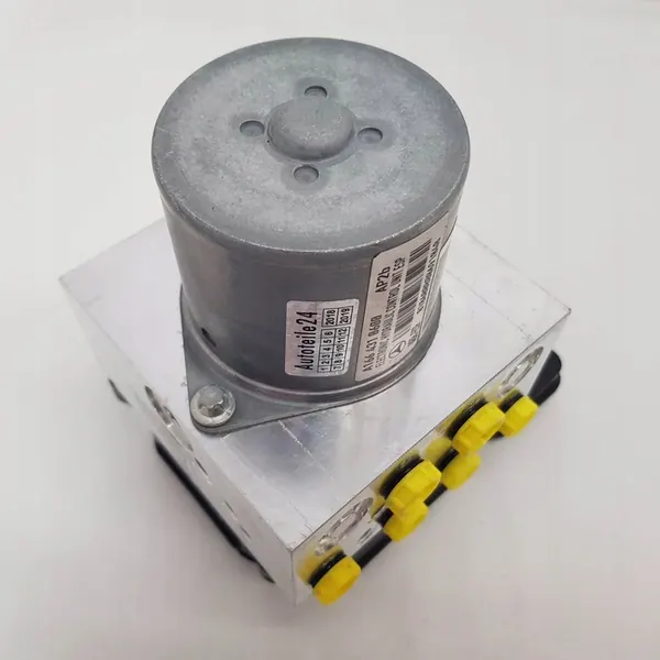 POMPE ABS MERCEDES W205 C63 AMG A2054314700 image 2