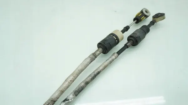 Volvo V40 II 2.0 D2 Växellänk OEM 31325593 image 3