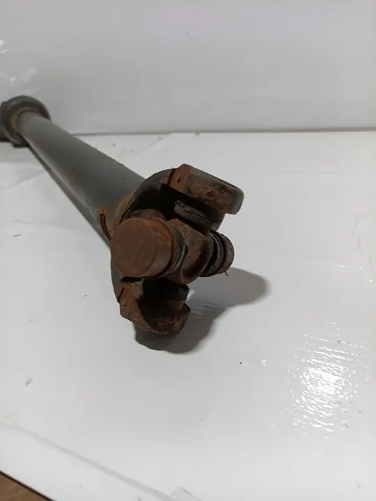 Framdrivningsaxel GMC Sierra Chevrolet Silverado 2014-2018 OEM 22760960 image 3