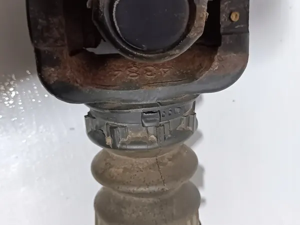 Framdrivningsaxel GMC Sierra Chevrolet Silverado 2014-2018 OEM 22760960 image 6