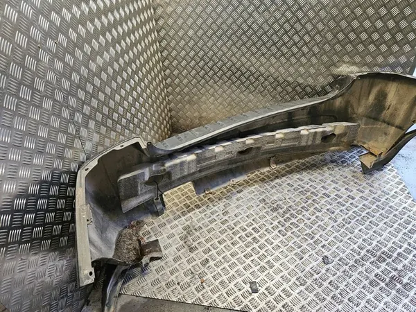 Parachoques trasero KIA Sportage 2006 image 4