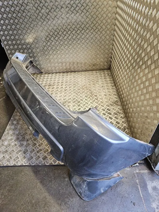 Parachoques trasero KIA Sportage 2006 image 6