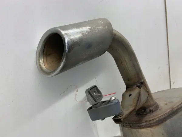 OEM 8598399 Pakoputken Vaimennin BMW G31 2.0 image 3