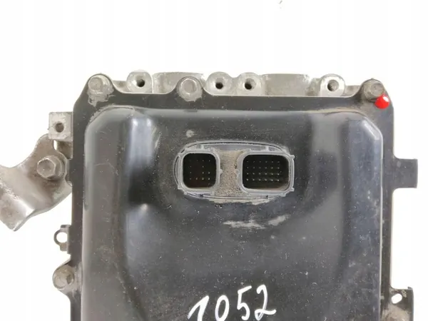 Convertidor de voltaje Toyota OEM G920047330 Corolla E210 image 3
