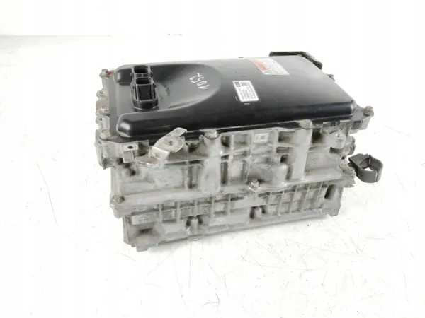 Convertidor de voltaje Toyota OEM G920047330 Corolla E210 image 6
