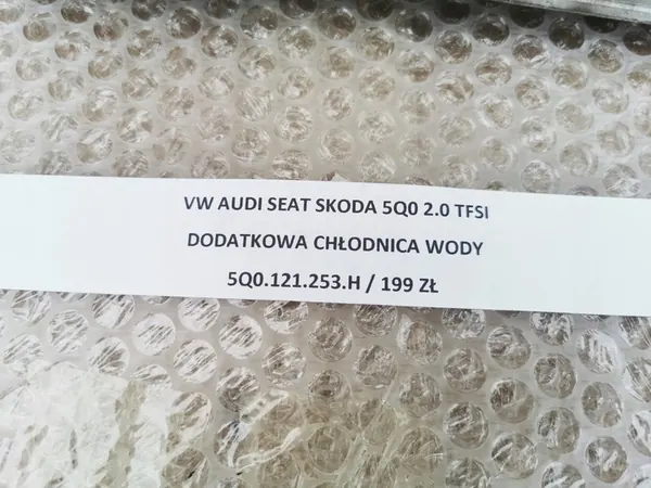 Enfriador de agua VW Audi Seat Skoda 5Q0121253H image 10