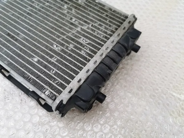 Enfriador de agua VW Audi Seat Skoda 5Q0121253H image 3