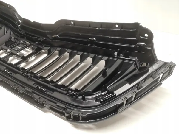 SKODA SCALA 19- Grill Black with Chrome Frame 657853653 image 10