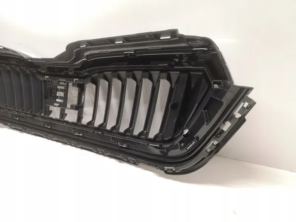 SKODA SCALA 19- Grill Black with Chrome Frame 657853653 image 6