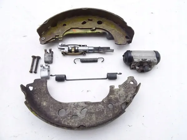 FORD FOCUS MK2 04-11 linker achter remset - OEM image 2