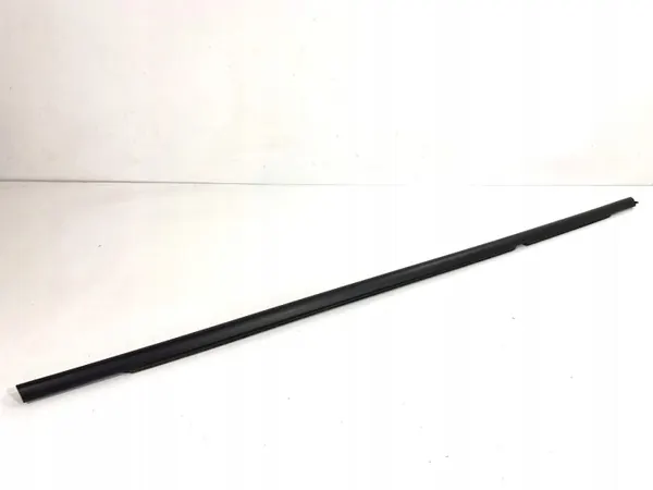 OEM 5E7839477B Taka oikea raapimalevy Skoda Octavia IV image 2