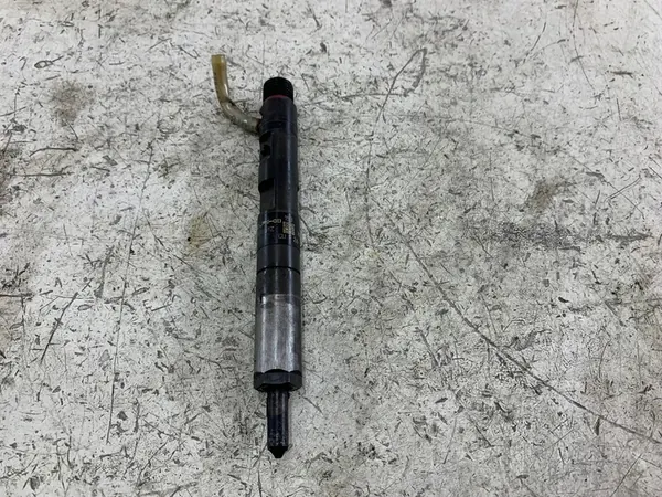 INYECTOR RENAULT MEGANE 1.5 DCI 8200049876 image 2