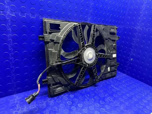 Kühlerlüftergehäuse OEM 5W121203P für Audi A3 8Y image 3