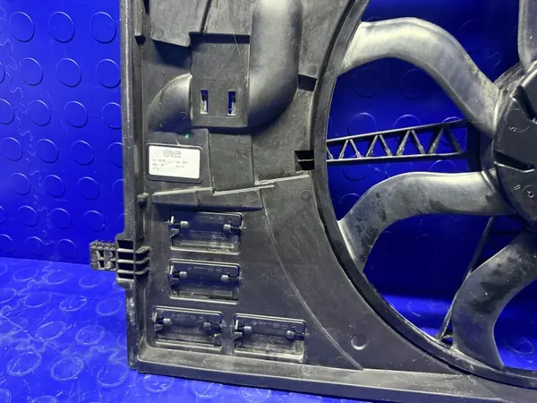 Kühlerlüftergehäuse OEM 5W121203P für Audi A3 8Y image 8