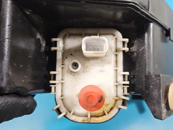DPF-nesteensäiliö OEM 9672052180 Peugeot 5008 1.6 HDI:lle image 6