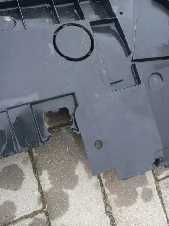 Piastra di copertura paraurti anteriore Renault Trafic III image 4