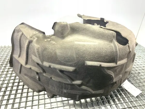 OEM LORK-1257-138275 Guardabarros Trasero Derecho Audi A6 C8 image 3