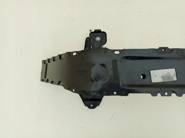Mercedes etupuskurin vahvike OEM image 6
