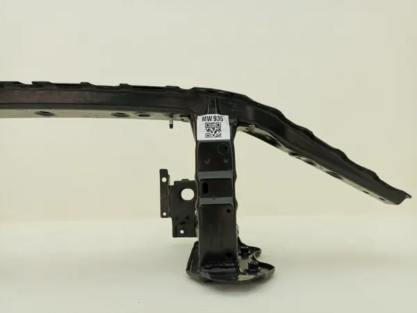 Mercedes etupuskurin vahvike OEM image 9