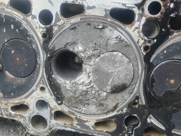 OEM 074103373G Ruiskutus pää VW T4 2.5 TDI:lle image 3