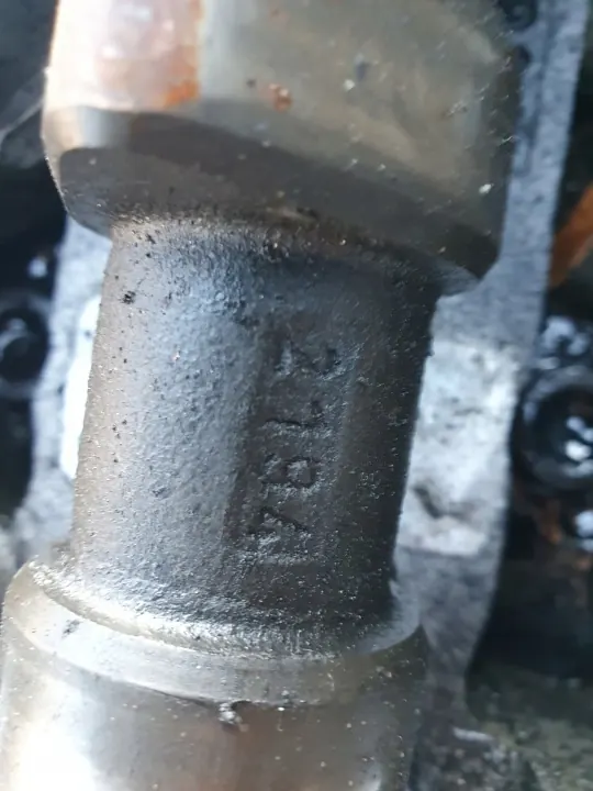 OEM 074103373G Ruiskutus pää VW T4 2.5 TDI:lle image 7