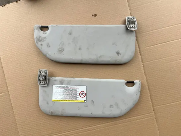Pare-soleil OEM gauche et droit Citroen C3 Pluriel image 3