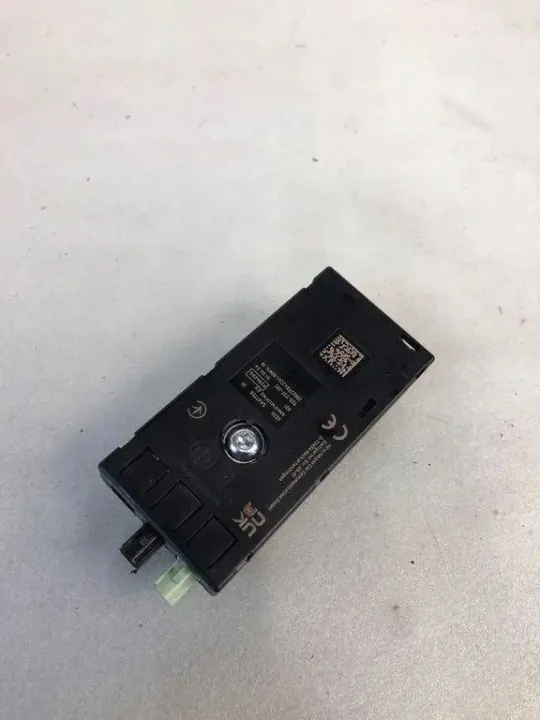 BMW OEM 920737091 Antennförstärkare - Begagnad image 2