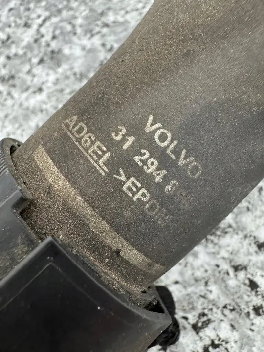 Waterkoelslang Volvo XC60 I 2008-2017 2.4 D image 2