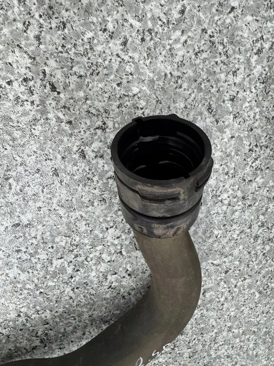 Waterkoelslang Volvo XC60 I 2008-2017 2.4 D image 7