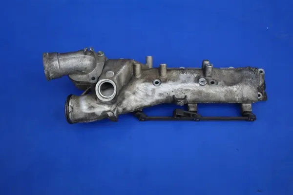 Rechter inlaatspruitstuk Mercedes W221 3.0 CDI OM642 A6420907737 image 2