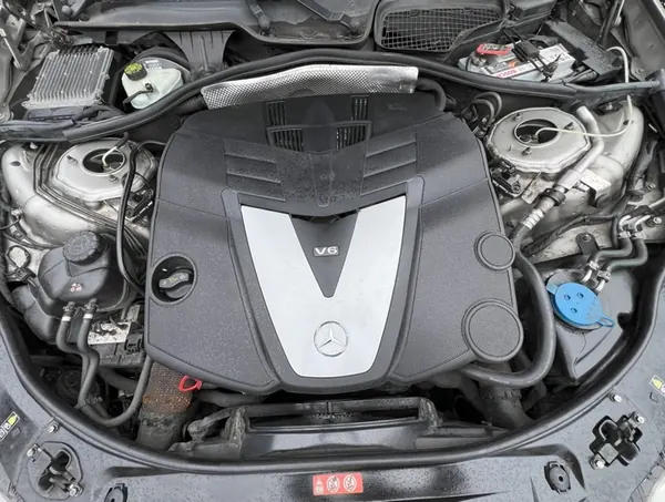 Rechter inlaatspruitstuk Mercedes W221 3.0 CDI OM642 A6420907737 image 7