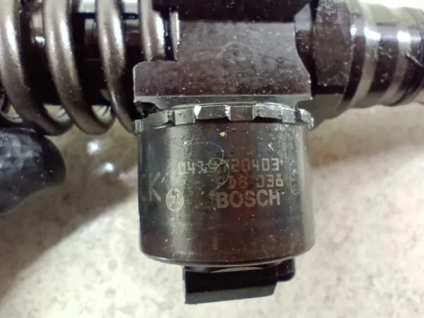 OEM 03G130073B ruiskutuspumppu Seat Altea 2.0 TDI:lle image 4