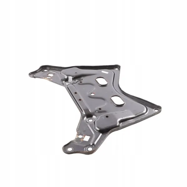 Mercedes Moottorisuojus OEM A2076260111 Etuosa image 10