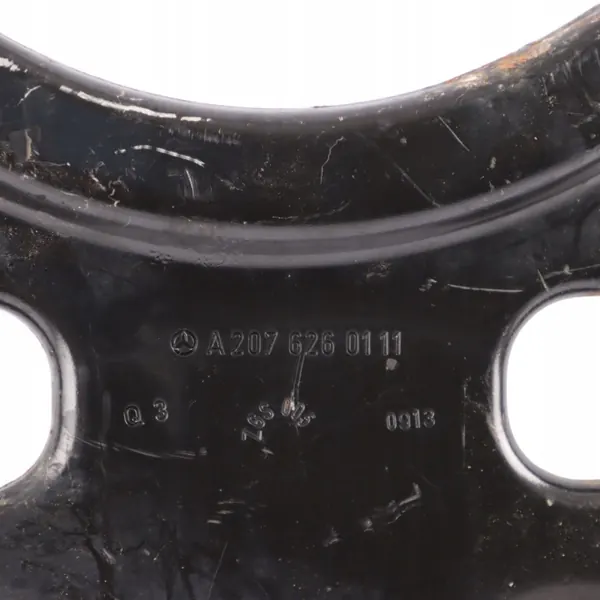 Mercedes Moottorisuojus OEM A2076260111 Etuosa image 7