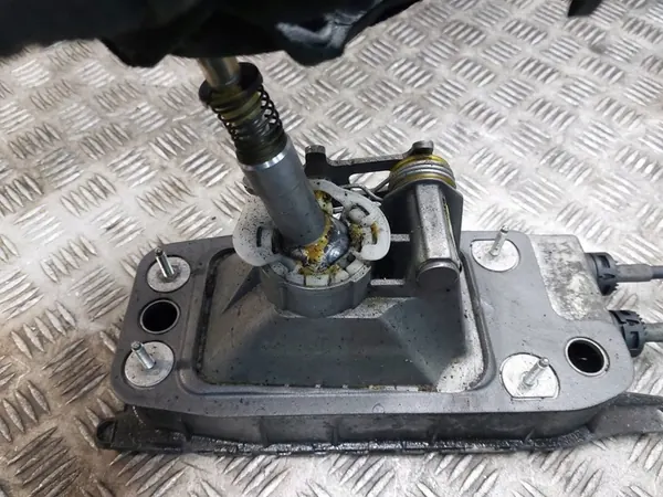 Vaihteiston Vaihtokahva + Kaapelit Skoda Octavia II 2.0 TDI image 4