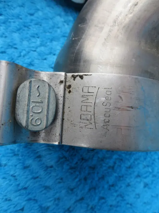 Audi OE Pakoputken Pääte 4l0253682a image 7