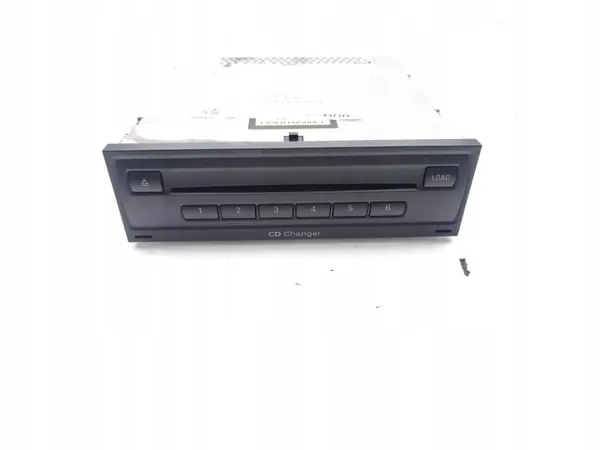 Audi A6 Allroad CD/DVD-vaihtaja OEM 4F0035110A image 2
