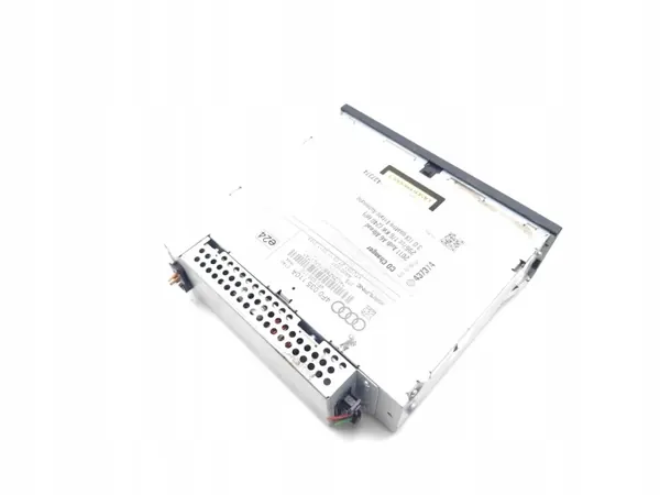 Audi A6 Allroad CD/DVD-vaihtaja OEM 4F0035110A image 10