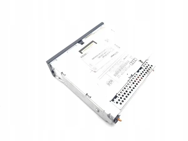 Audi A6 Allroad CD/DVD-vaihtaja OEM 4F0035110A image 3