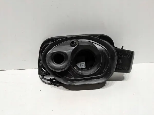 Audi Q8 RSQ8 bränslelucka OEM 4M8809906 - Begagnad image 3