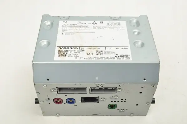 Radio Navigation Volvo XC60 II OEM 32141085 image 2