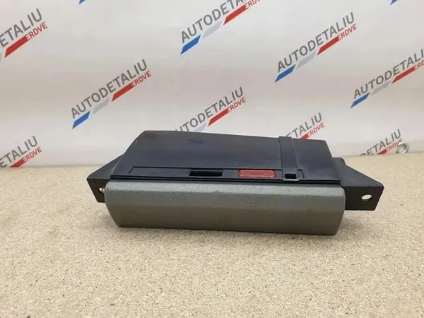 Cenicero BMW 5 E34 OEM 1928941 - Estado usado image 4