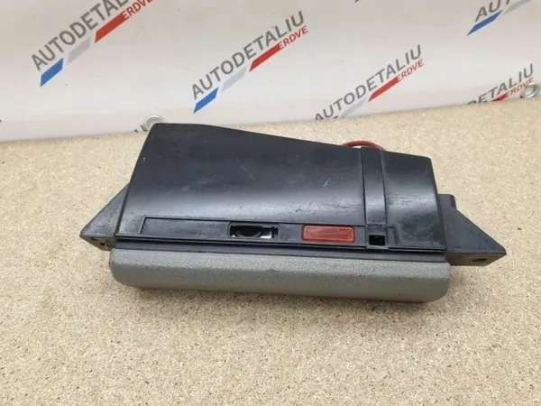Cenicero BMW 5 E34 OEM 1928941 - Estado usado image 8