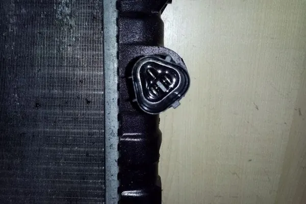 Vattenkylare VW GOLF IV VARIANT 1.9L Diesel image 3