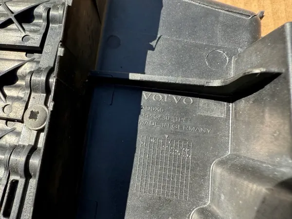 Volvo S90 V90 Entrada de Ar Elétrica 31383212 image 4