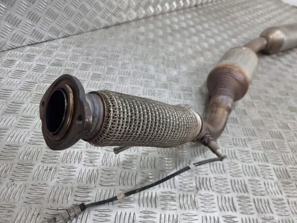 Lexus RX 450H 2021 Frontschalldämpfer OEM 32514 image 3