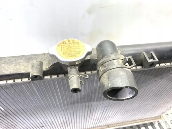 CHŁODNICA WODY MITSUBISHI OUTLANDER I 2.0 136KM 01-08 RADIATOR image 3