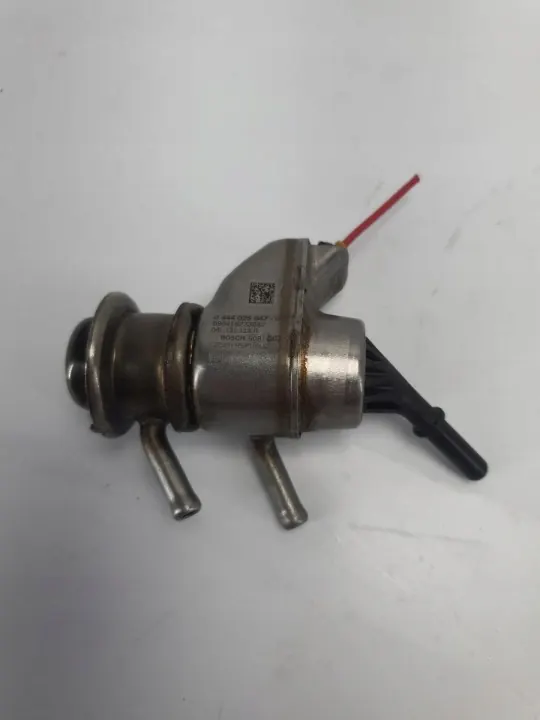 Injecteur OEM 04L131113R pour VW Caddy 2.0TDI 2015-2020 image 2